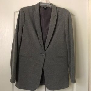 Super comfy blazer!